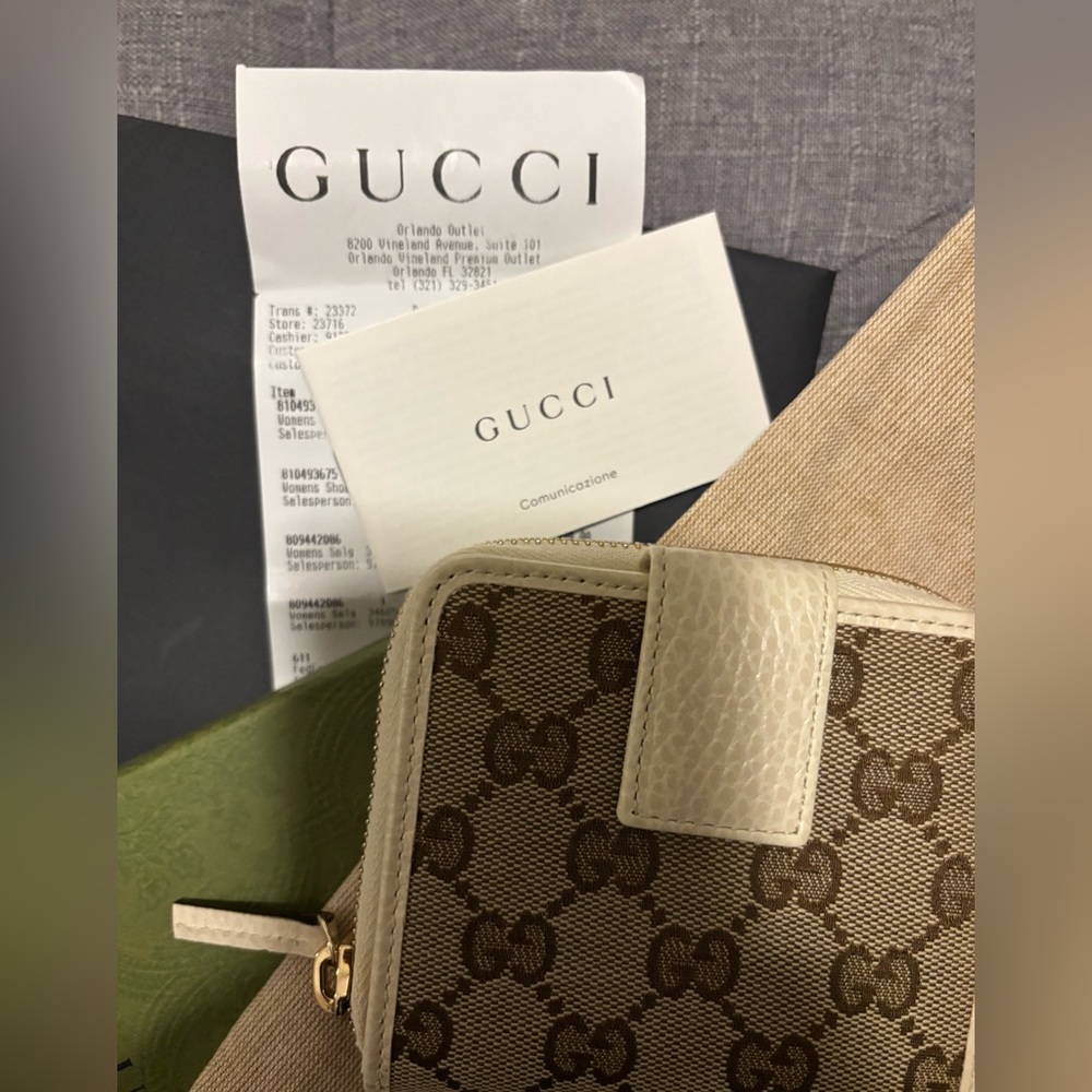 Gucci Wallet - Picture 10 of 10